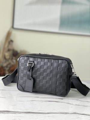 ルイヴィトン LouisVuitton N45286 シリウス・メッセンジャー バッグ