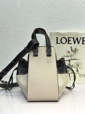 ロエベ Loewe ハンモックバッグ 26*24*14cm