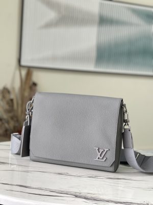 ルイヴィトン LouisVuitton M59327 ニュー・メッセンジャー