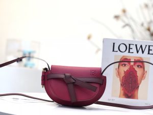 ロエベ Loewe ゲートバッグ 15*12.5*8cm
