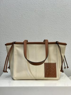 ロエベ Loewe Cushionトートバッグ 32*23*19cm