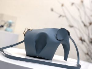 ロエベ Loewe エレファントバッグ 18*14*9cm