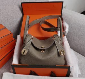 HERMES エルメス ミニ リンディ  20Cm