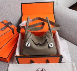 HERMES エルメス ミニ リンディ  20Cm