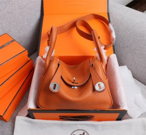 HERMES エルメス ミニ リンディ  20Cm
