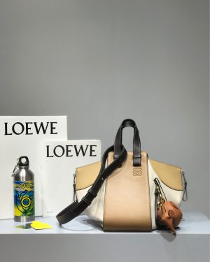 ロエベ Loewe ハンモックバッグ 13.5*25*30cm