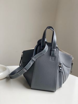 ロエベ Loewe ハンモックバッグ 13.5*25*30cm
