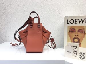 ロエベ Loewe ハンモックバッグ 11*19*19cm