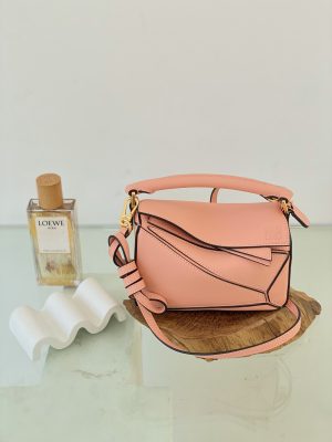 ロエベ Loewe  パズルバッグ 18*8*12cm