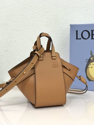 ロエベ Loewe ハンモックバッグ 11*19*19cm