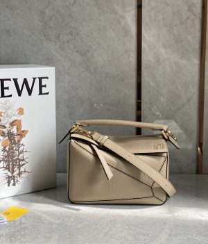 ロエベ Loewe パズルバッグ 24*10*14cm
