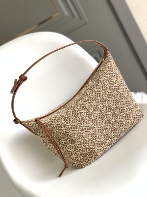 ロエベ Loeweキュービィバッグ 27*21*16.5cm