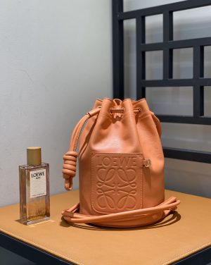 ロエベ Loewe セーラーバッグ 26*20*17cm