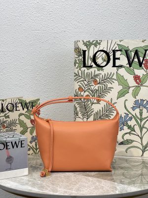 ロエベ Loewe キュービィバッグ 17*20.5*12.5cm