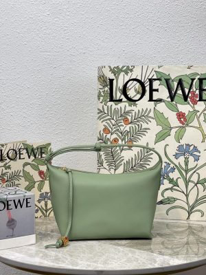 ロエベ Loewe キュービィバッグ 17*20.5*12.5cm