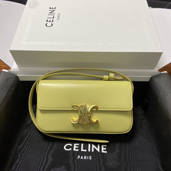Celineセリーヌ  194142 トリオンフ ショルダーバッグ