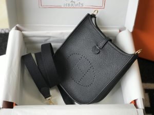 HERMES エルメス エヴリン 18  18Cm