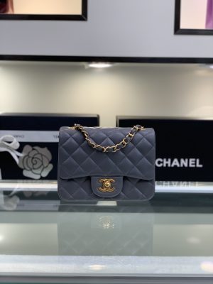 CHANELシャネル ミニ フラップ バッグ A01115 13 × 17 × 8cm