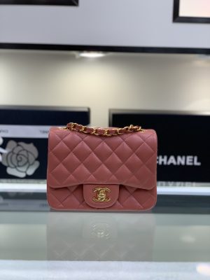 CHANELシャネル ミニ フラップ バッグ A01115 13 × 17 × 8cm