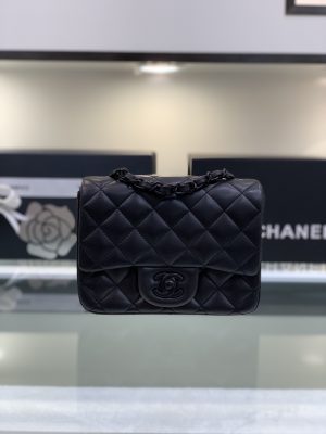 CHANELシャネル ミニ フラップ バッグ A01115 13 × 17 × 8cm