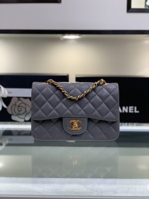CHANELシャネル フラップ バッグ 1116 12.5 × 6.5 × 20cm