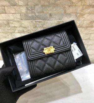 CHANELシャネル BOY CHANEL スモール フラップ ウォレット A80734  11×10cm