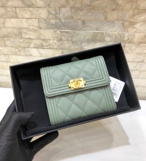 CHANELシャネル BOY CHANEL スモール フラップ ウォレット A80734  11×10cm