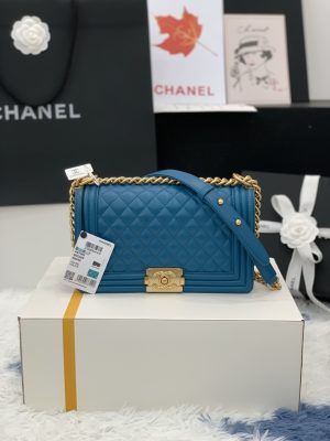 CHANELシャネル ボーイシャネル(BOY-CHANEL)  A67086 15×25×9cm