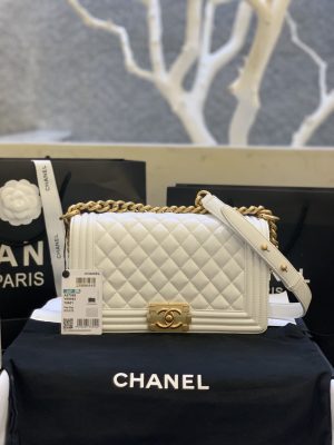 CHANELシャネル ボーイシャネル(BOY-CHANEL)  A67086 15×25×9cm