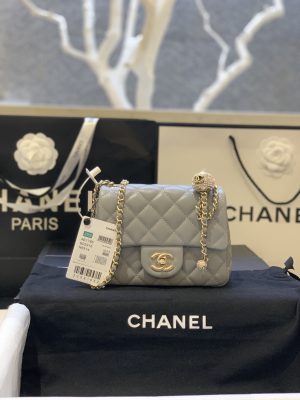 CHANELシャネル ミニ フラップ バッグ AS1786 13 × 18 × 7 cm