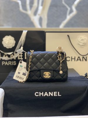 CHANELシャネル ミニ フラップ バッグ AS1786 13 × 18 × 7 cm