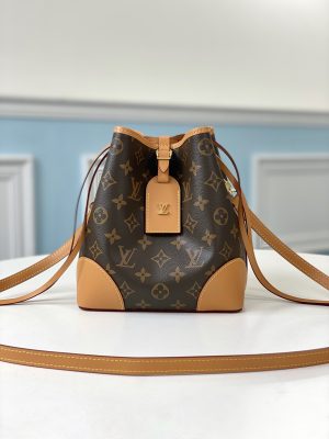 ルイヴィトン LouisVuitton M45550 ノエ・パース