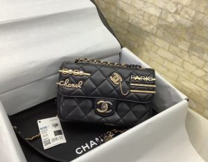 CHANELシャネル スモールフラップバッグ AS2979 14×22×8cm
