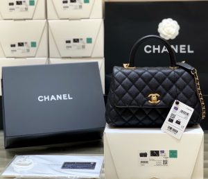 CHANELシャネル ココハンドルハンドバッグ A92990  23×14×9cm