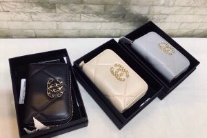CHANELシャネル 19 ジップ コインパース AP0949 尺寸11×7.5cm