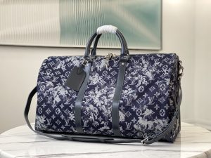 ルイヴィトン LouisVuitton M57285 キーポル・バンドリエール 50