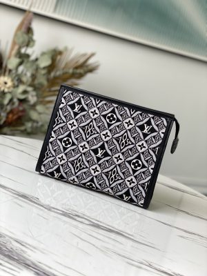 ルイヴィトン LouisVuitton M80074 ポッシュ・トワレ 26