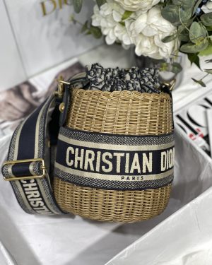 Dior ディオール