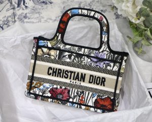Dior ディオール BOOK TOTE ミニバッグ 22.5 x 15 x 6 cm