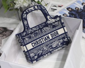 Dior ディオール BOOK TOTE ミニバッグ 22.5 x 15 x 6 cm