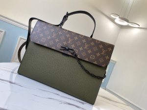 ルイヴィトン LouisVuitton M30591 ロビュスト・ブリーフケース ビジネスバッグ