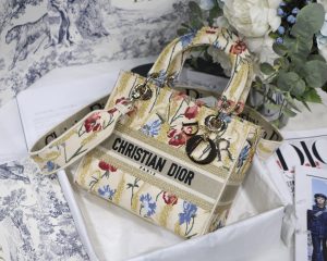 Dior ディオール LADY D-LITE ミディアムバッグ 24*20*11cm