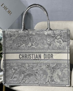 Dior ディオール BOOK TOTE バッグ 42 x 35 x 18.5 cm
