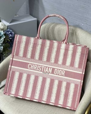 Dior ディオール BOOK TOTE バッグ 42 x 35 x 18.5 cm