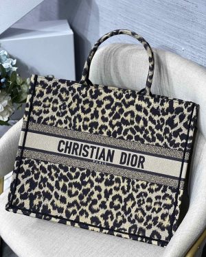 Dior ディオール BOOK TOTE バッグ 42 x 35 x 18.5 cm