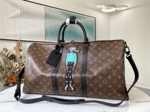 ルイヴィトン LouisVuitton M45616 キーポル・バンドリエール 50