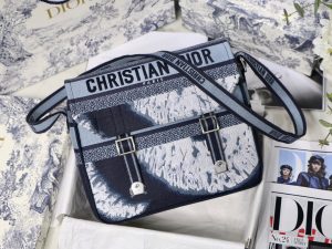 Dior ディオール CAMP ミディアムバッグ 28.5 x 25 x 12 cm