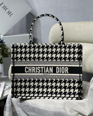 Dior ディオール BOOK TOTE ミディアムバッグ 36 x 27.5 x 16.5 cm