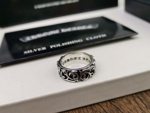 クロムハーツ CHROME HEARTS
