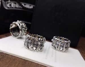 クロムハーツ CHROME HEARTS